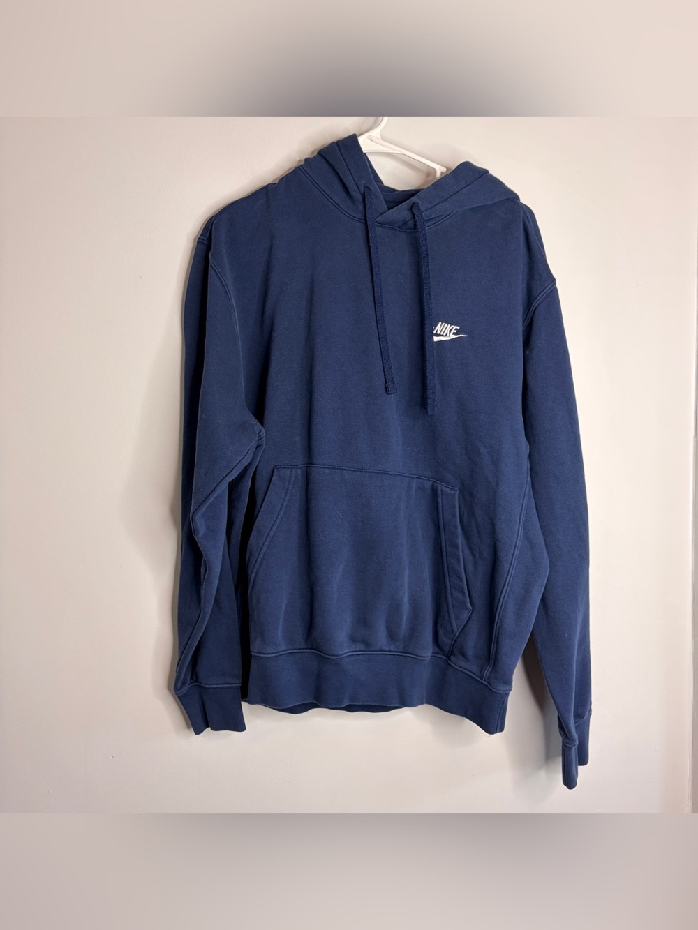 Nike Men's Navy Blue Pullover Hoodie Medium
